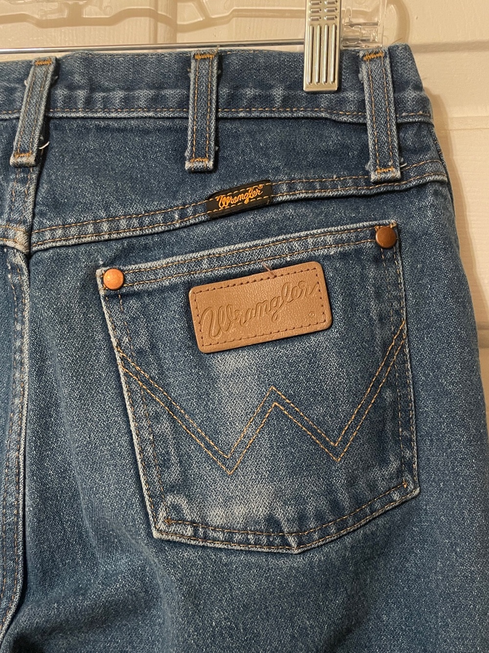 Wrangler Jeans Men’s 32X33 Cowboy Cut Western Blue Denim 13MWZ